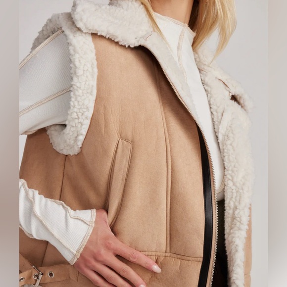 NWT. Lrg. 12th Tribe Sherpa Vest - Picture 7 of 9